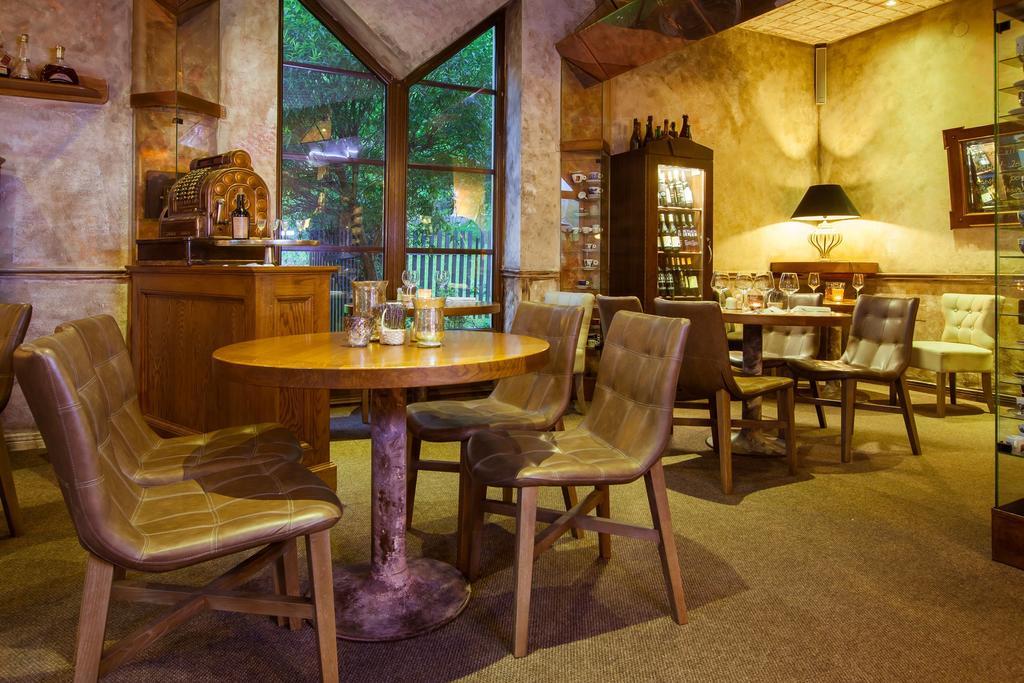 Bonato Hotel Náchod المظهر الخارجي الصورة
