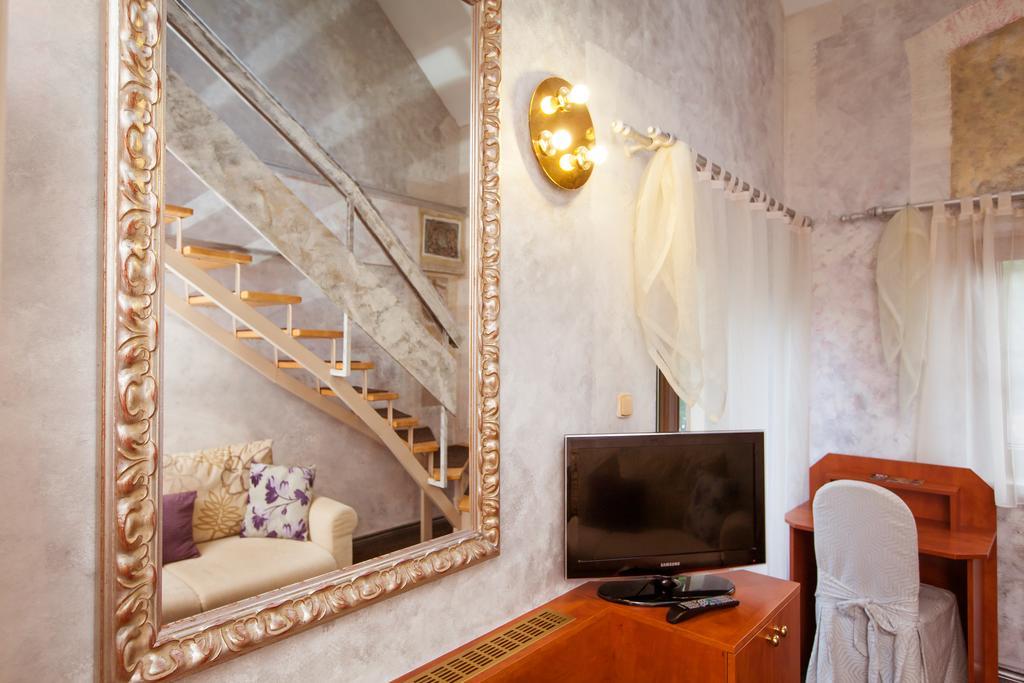 Bonato Hotel Náchod المظهر الخارجي الصورة
