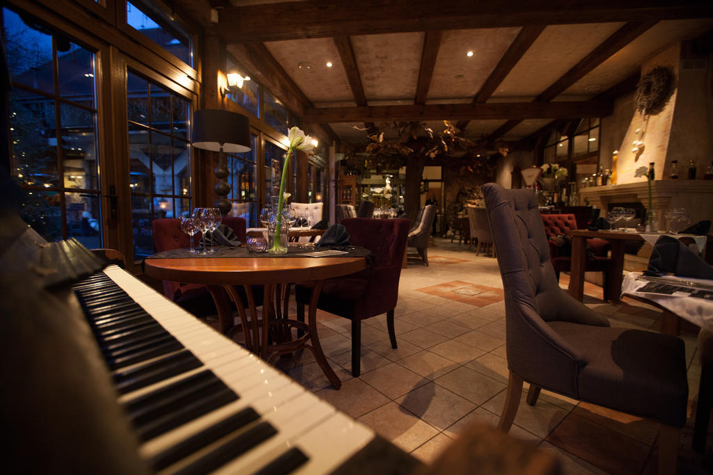 Bonato Hotel Náchod المظهر الخارجي الصورة